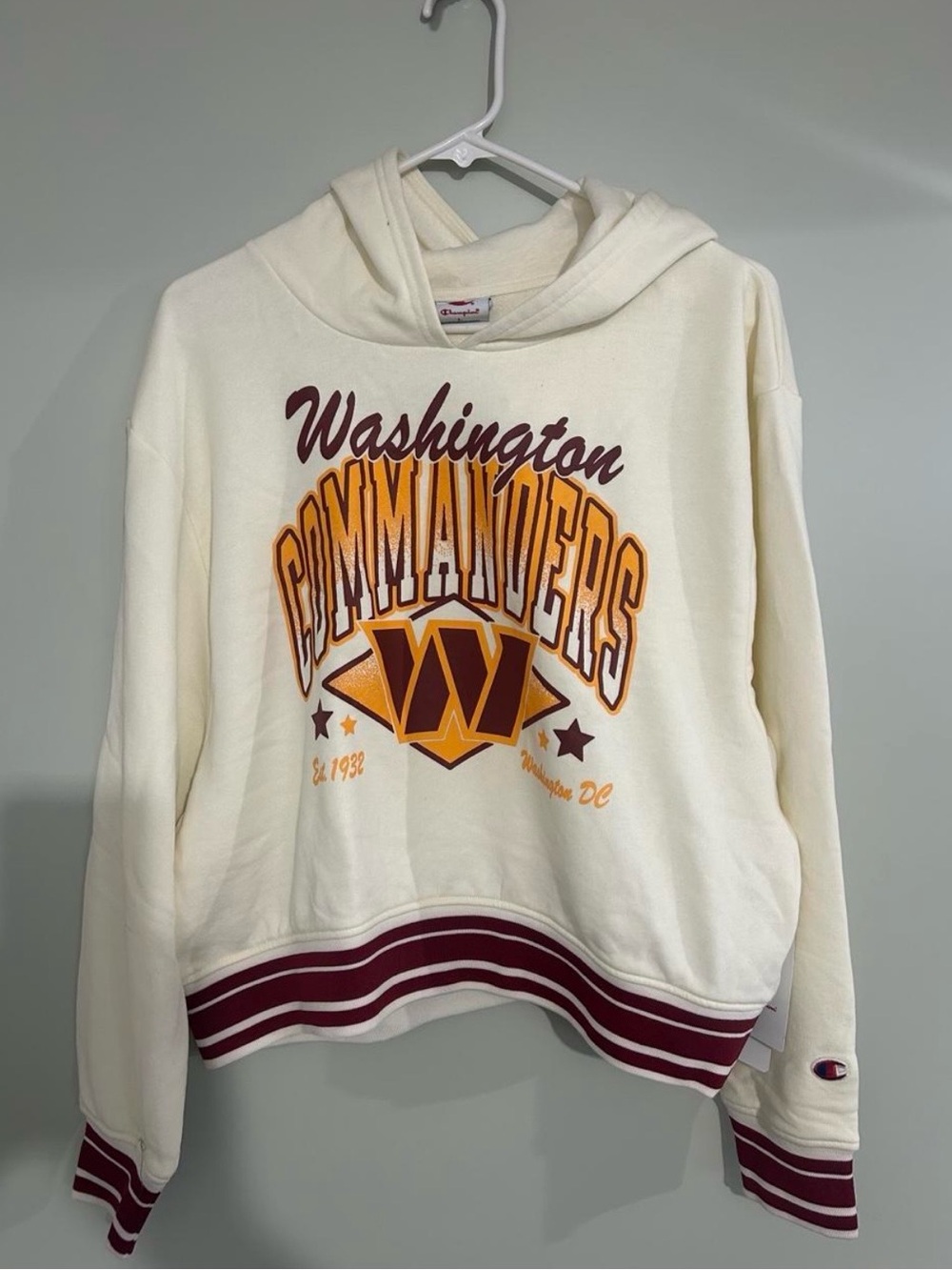 Champion Woman’s Washington Commanders Cream Graphic Hoodie